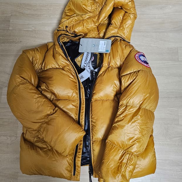 캐나다구스 크로프턴 라지 엠블골드 새제품