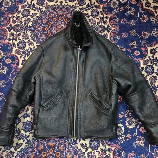 베르사체 90's 빈티지 워시드 가죽 양털 무스탕