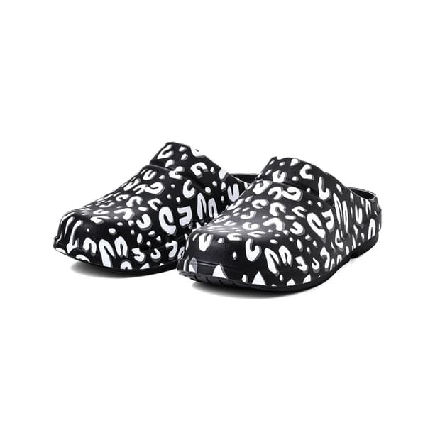 leopard clog