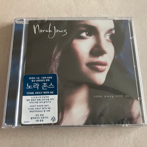 노라존스 1집 20주년 리마스터링 국내 라이센스 미개봉 CD 