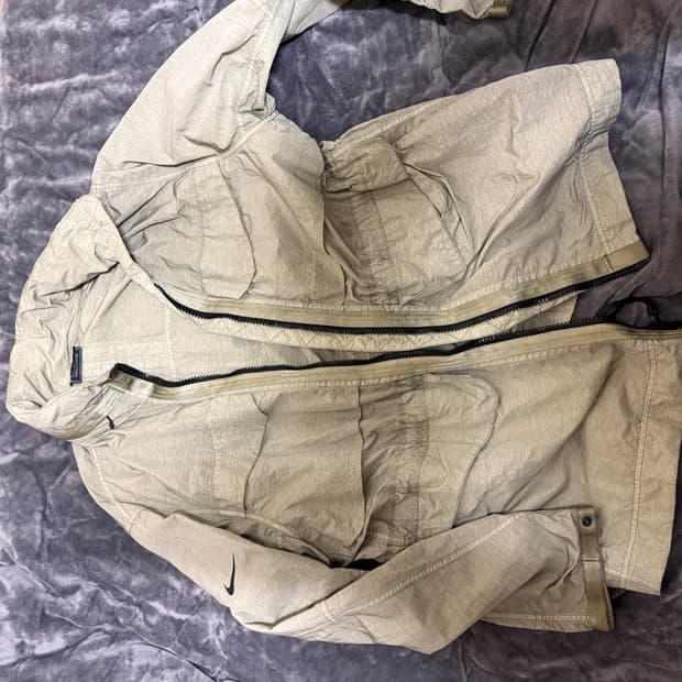 나이키 바람막이 팝니다 . 야상자켓