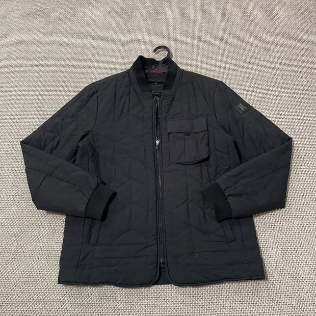 질스튜어트 경량패딩. 6405