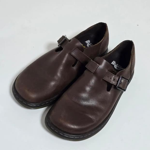 닥터마틴 페트리샤 260