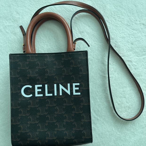  셀린느 트리옹프 카바스 미니백