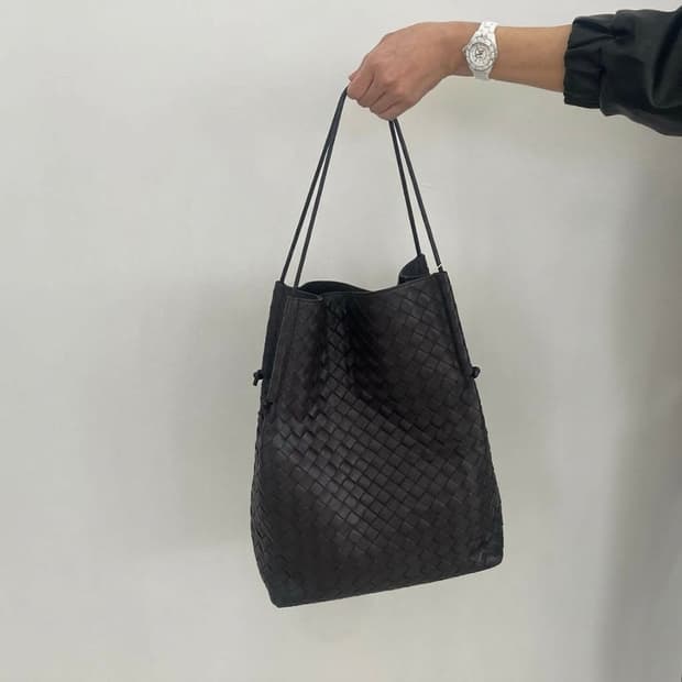 보테가베네타 인트레치아토 숄더백