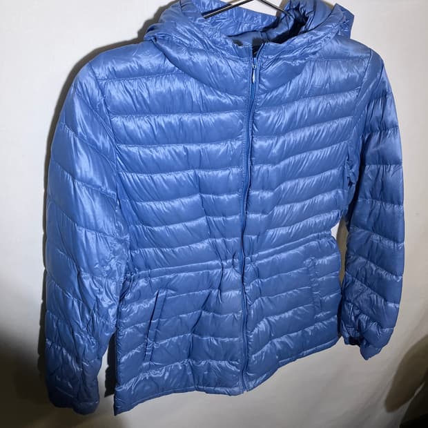 L)유니클로 여성 울트라라이트다운 후드 경량패딩