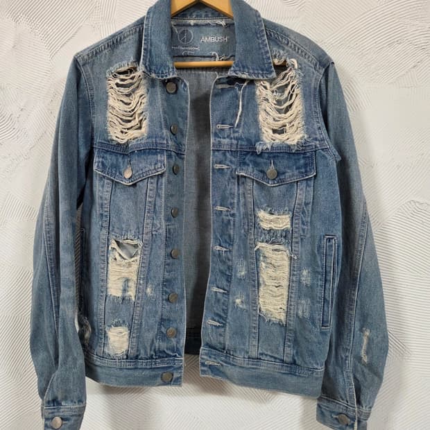 AMBUSH X 피마원Peaceminusone 데미지 워싱 데님 자켓