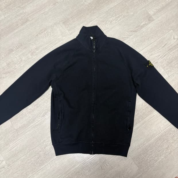 스톤아일랜드 집업 네이비 M 