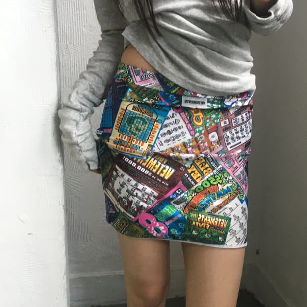 Vetements 베트멍 복권 티켓 프린팅 멀티컬러 미니 스커트   Pr