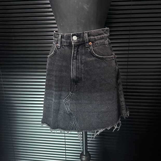 자라 흑청 블랙 미니 스커트 치마 zara 락시크 펑크 갸루 고스 그런지