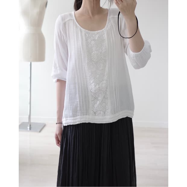 French muse lace pintuck blouse