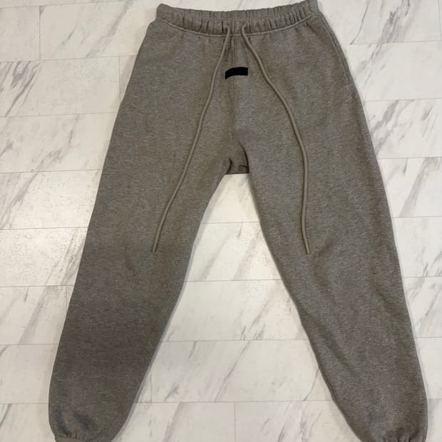 이센셜 essentials sweatpants 바지