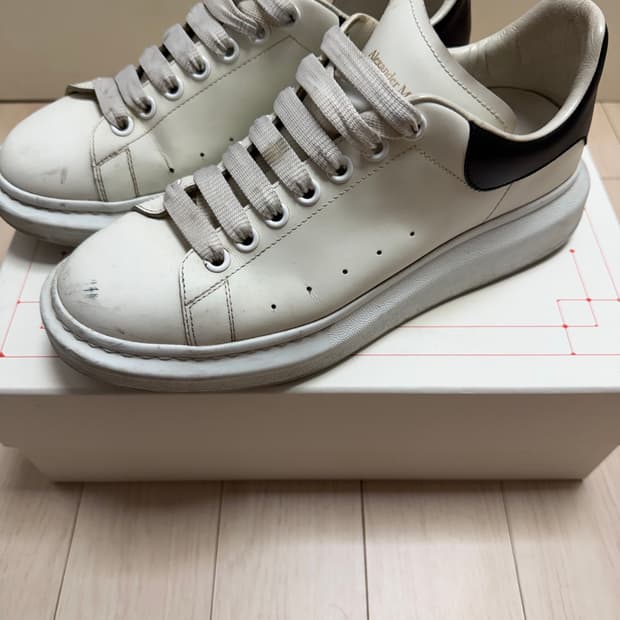 알렉산더맥퀸 오버솔 42.5