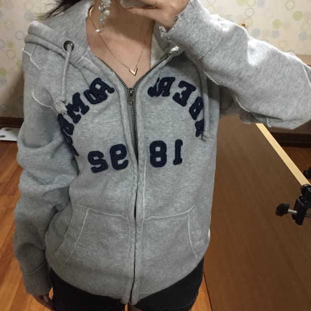 아베크롬비 데미지 디테일 라이트 그레이 후드집업