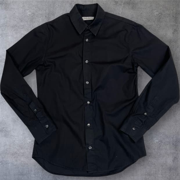 입생로랑 Yves Saint Laurent 블랙 리브고쉬 셔츠