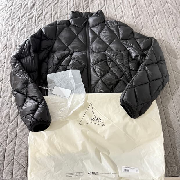 로아 누나 800 필파워 후디드 다운 자켓 패딩