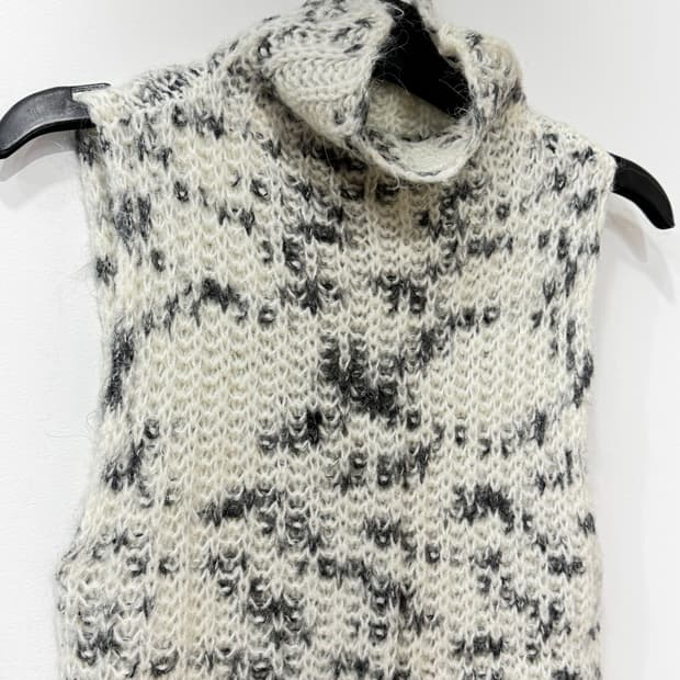 [자라] 하이넥 니트 슬리브리스, M (택있는 새상품)