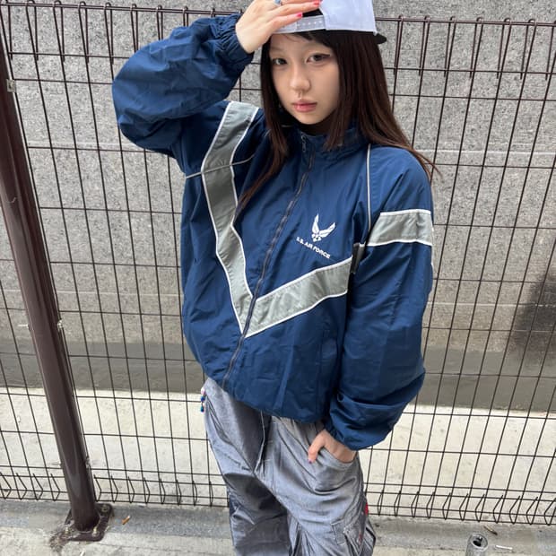 U.S. AIR FORCE네이비 바람막이