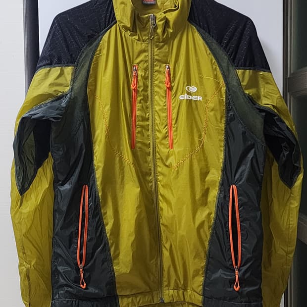 아이더 바람막이 자켓 100 사이즈