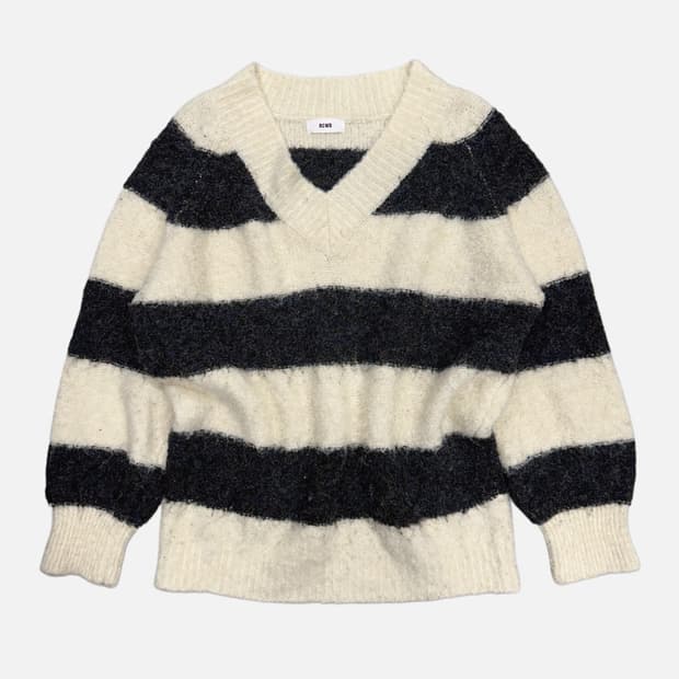 RCWB texture stripe v-neck knit