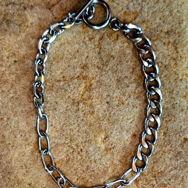 Broken blance Surgical bracelet