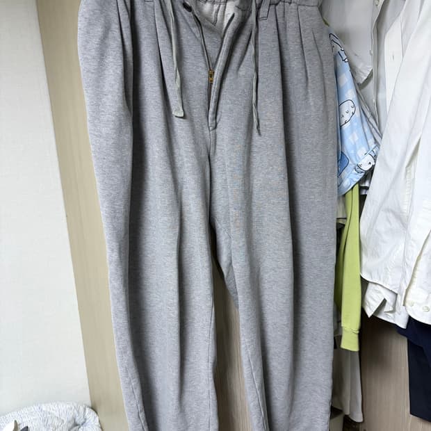 실라주 서큘러 스웻 팬츠