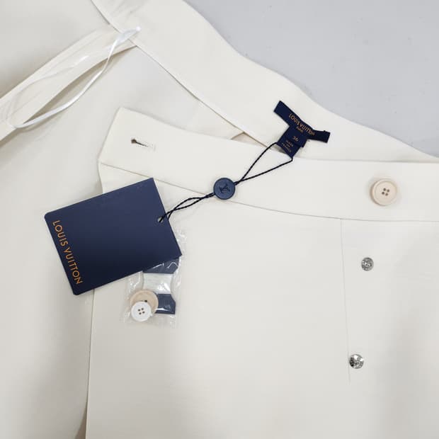 루이비통 울 실크 아이보리 랩 스커트 36