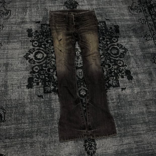 Fuga 00s damaged grey washing demim pant