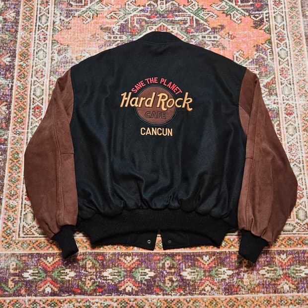 하드락카페 칸쿤 바시티 자켓