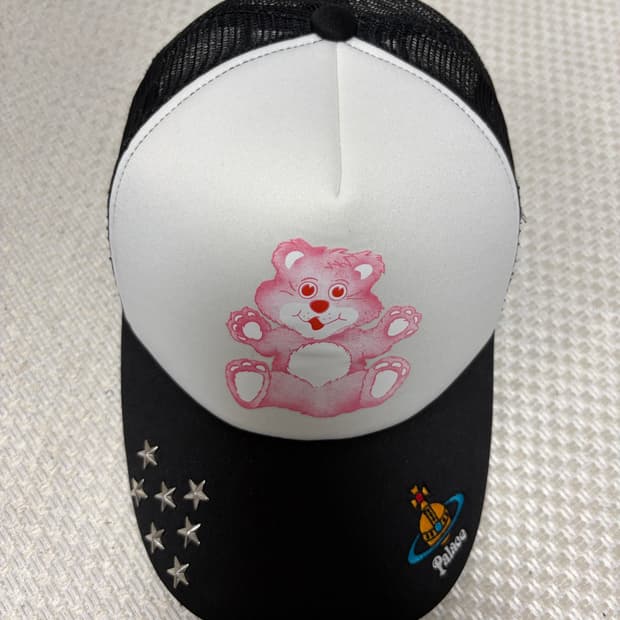 팔라스 x 비비안 웨스트우드 트러커 캡