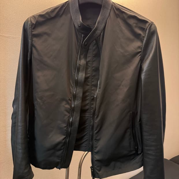 엠포리오 아르마니 양가죽 라이더 50