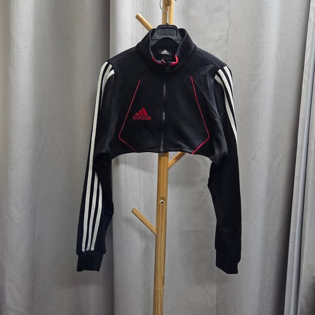 아디다스 크롭 트랙탑 블랙 100#