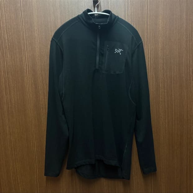 아크테릭스 긴팔 반집업 S