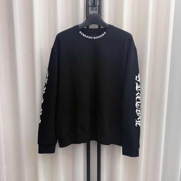 [25년/L] 크롬하츠 넥 로고 맨투맨 블랙