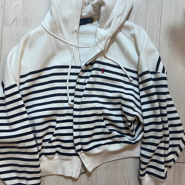 폴로 크롭 후디