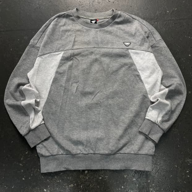 100 다이나핏 맨투맨