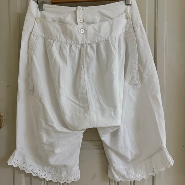 Antique Victorian blommers 