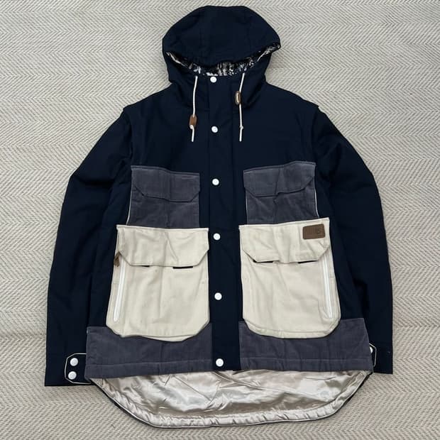 아디다스 버튼 소매탈착 윈터자켓 r2718