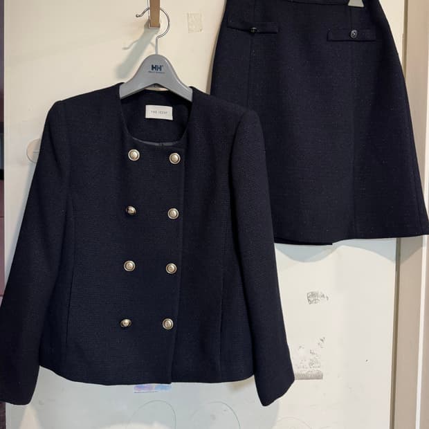 the izzat 더아이잗 자켓+스커트 세트