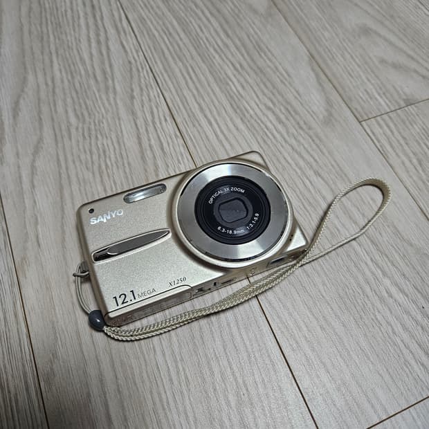 산요 작티 DSC-X1250 디카 샴페인 골드 색상