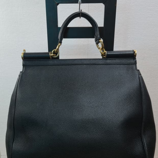 돌체앤가바나 정품 시칠리 그레인 레더 토트백 (블랙/골드)