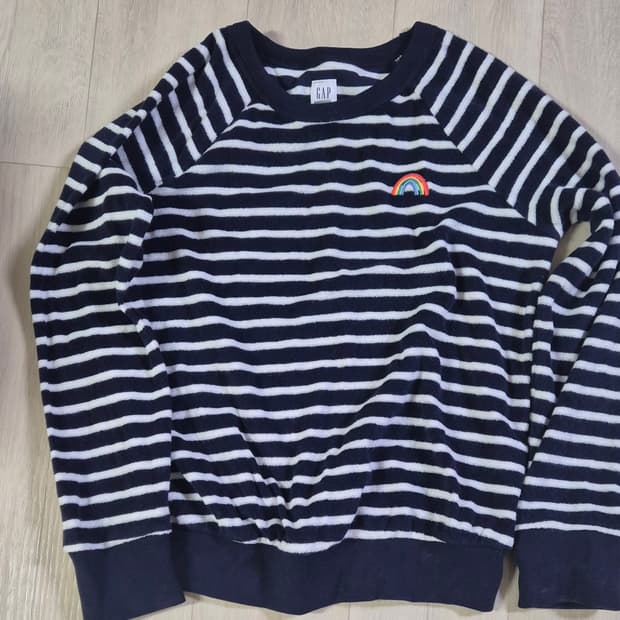 GAP 스트라이프 맨투맨 티셔츠 M (8-9세)