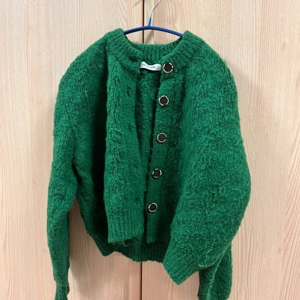 러브앤쇼 폭닥 그린 니트