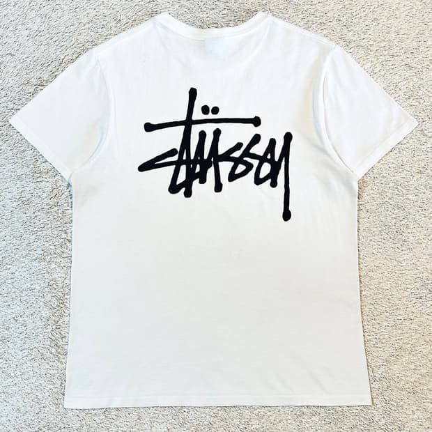 스투시 STUSSY 베이직 로고 반팔 티셔츠 화이트