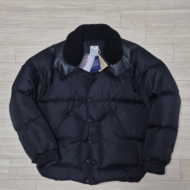 [록키마운틴페더베드] 크리스티 자켓 블랙 42