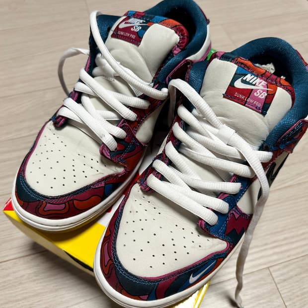 (270) 나이키 x 파라 SB 덩크 로우 프로 앱스태랙트 아트