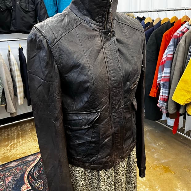 Mia Carna 하이넥 양가죽 자켓