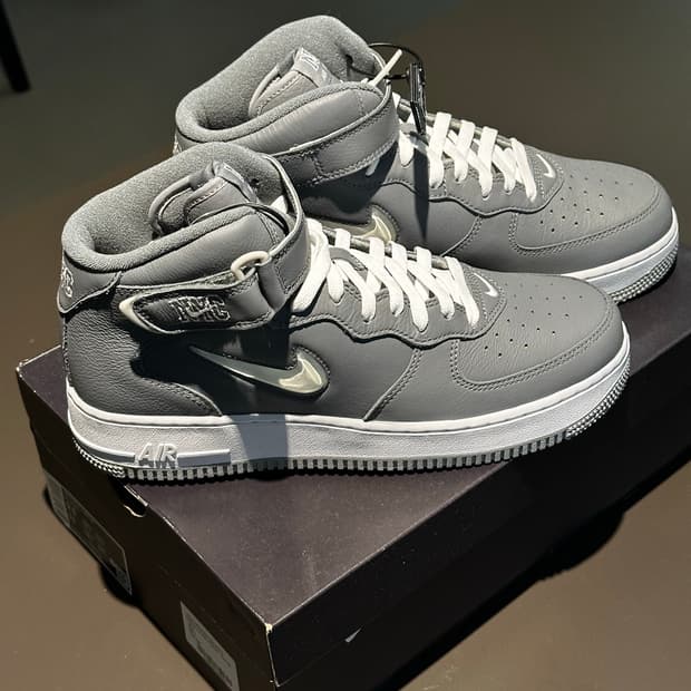 air force1 mid cool grey