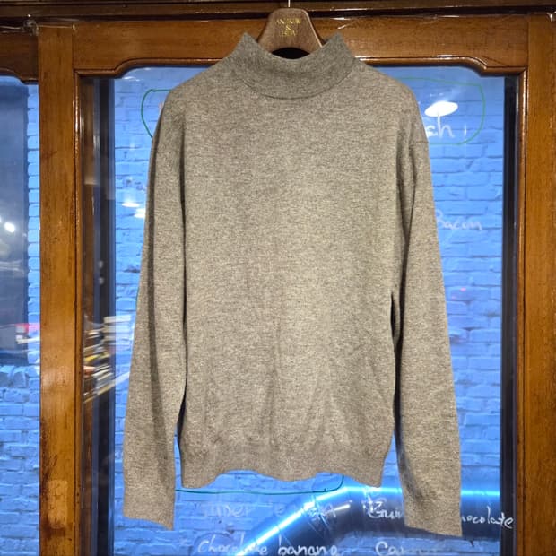 일 꼬르소 모호크넥