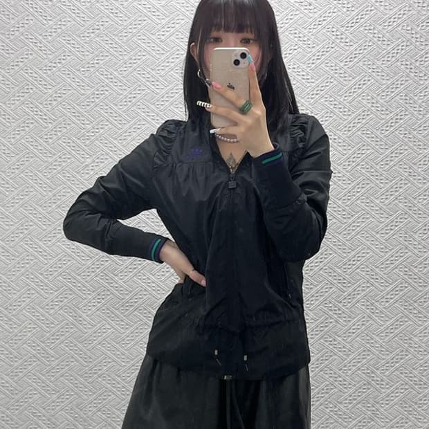아디다스 토너먼트 에디션 셔링 슬림핏 바람막이 자켓 90 C12868
